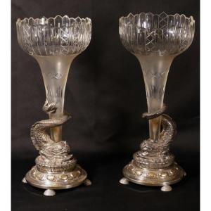 Paire De Vases Soliflores En Cristal Taillé Et Monture Aux Dauphins En Métal Argenté XIX ème