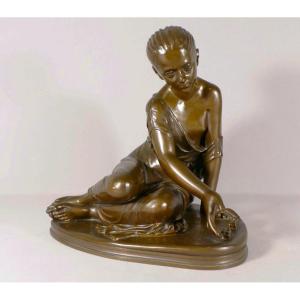 La Joueuse d'Osselets, Bronze à Patine Brune d'Après l'Antique, Barbedienne Et Collas, XIX ème