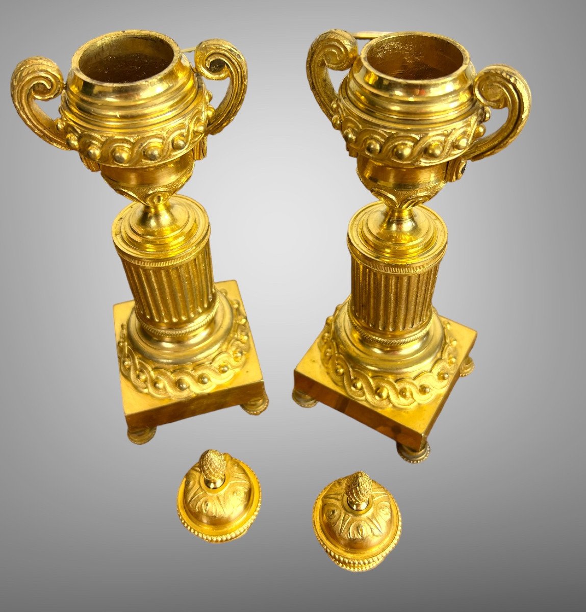 Pair Of Cassolettes / Candlesticks Eighteenth Louis XVI Period In Gilt Bronze-photo-4