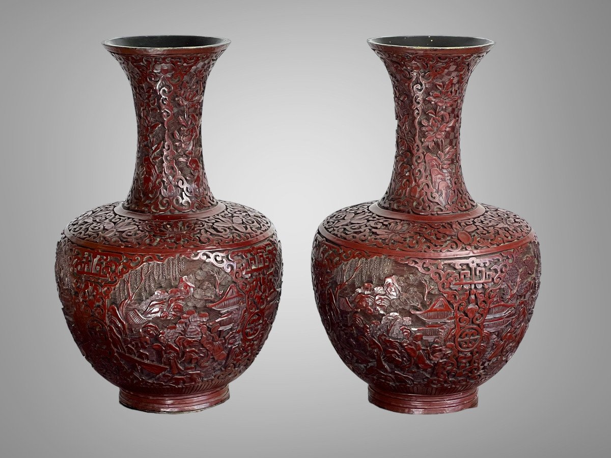 Pair Of Old Nineteenth Vases In Red Cinnabar Lacquer Decorated With Characters-photo-3