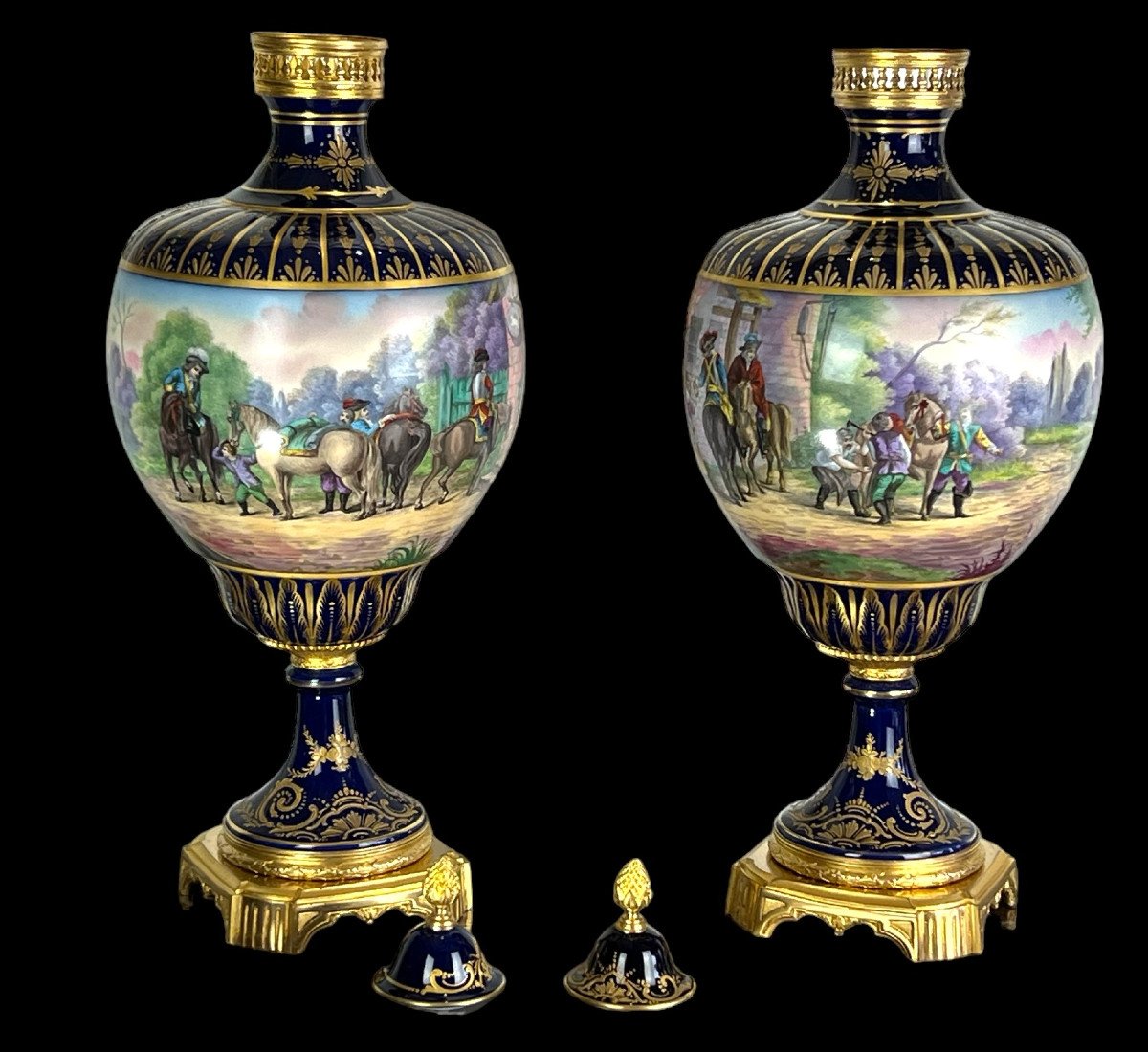 Grande Paire De Vases En Porcelaine De Sèvres "cachet Château Des Tuilerie "xixe-photo-3