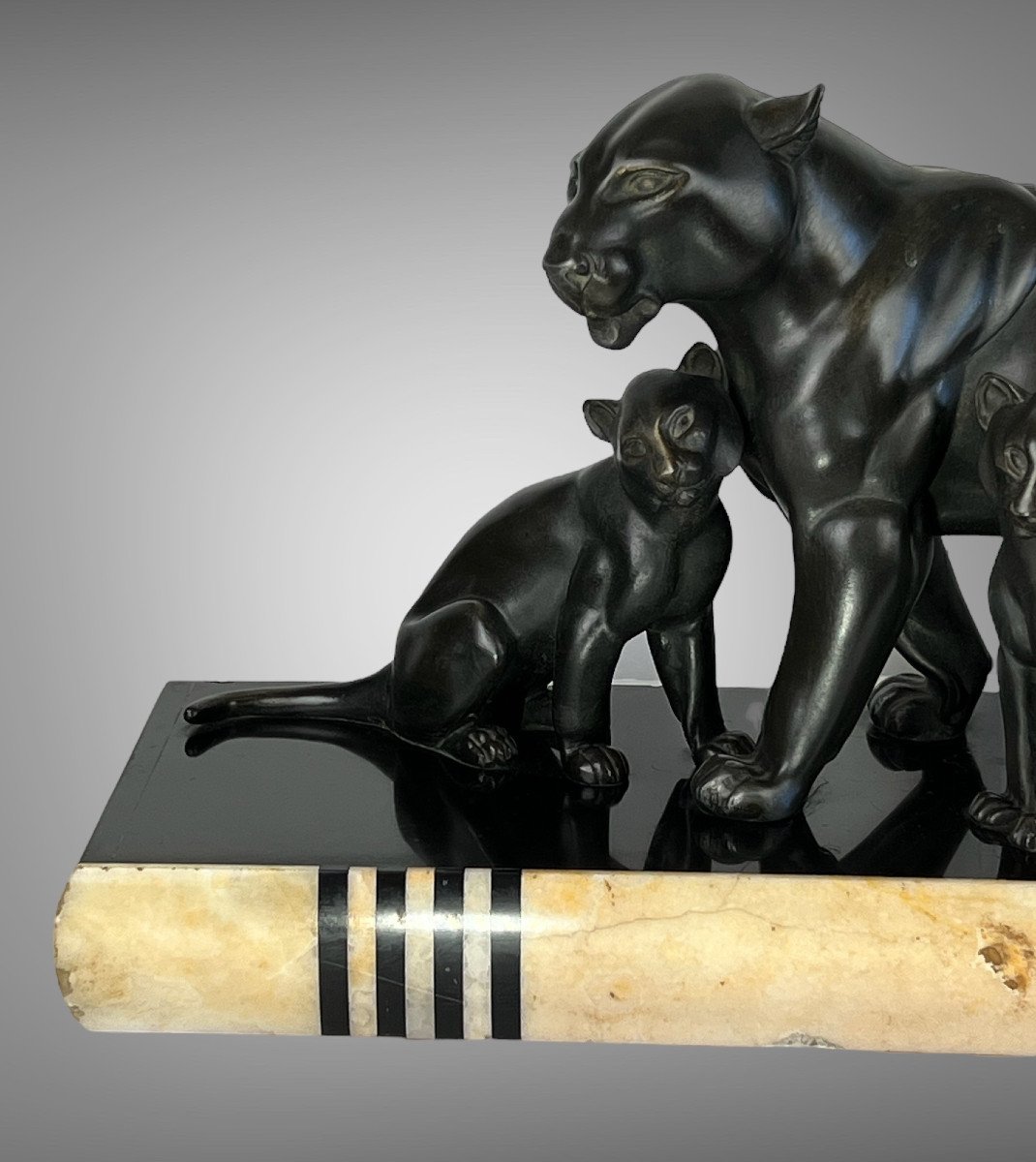 Panthere And Its Small "attributed Irenée Rochard" In Patinated Spelter On Onyx Base-photo-7