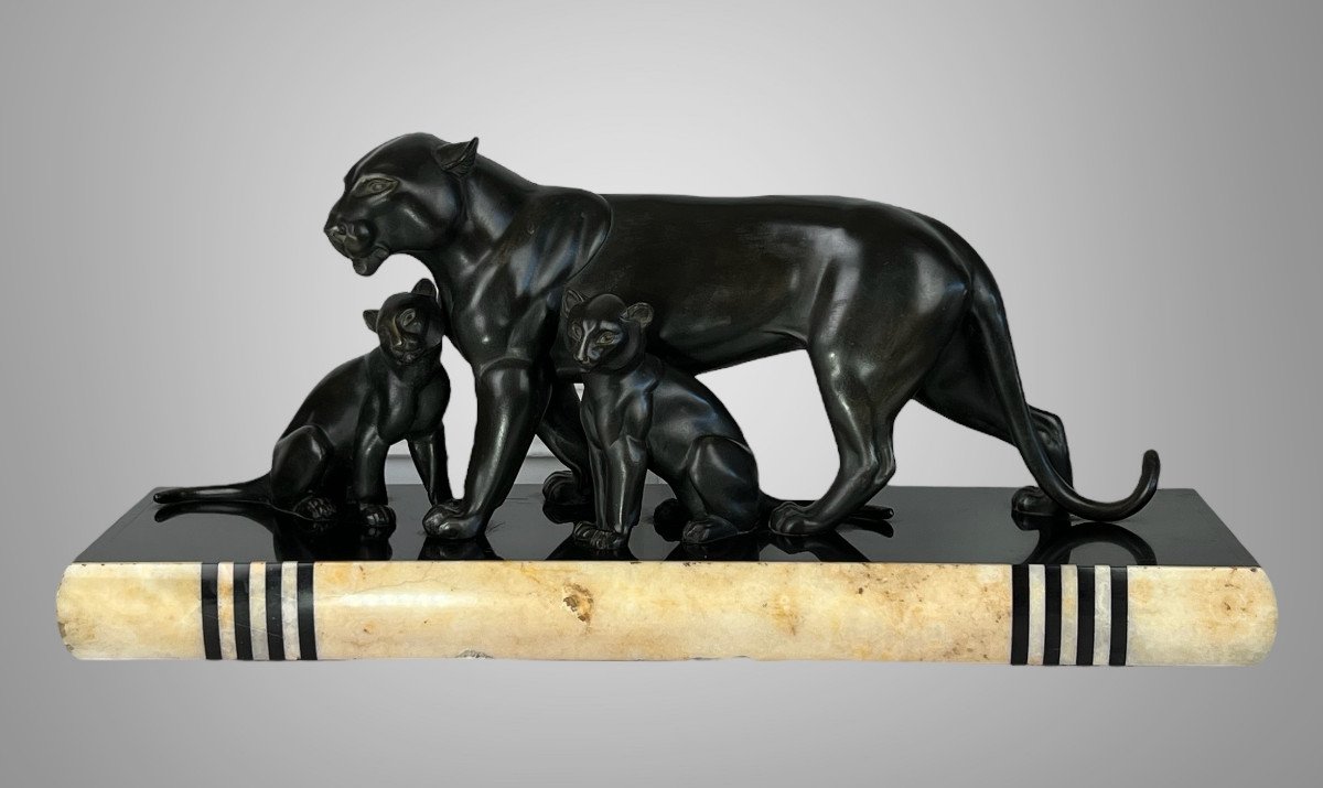 Panthere And Its Small "attributed Irenée Rochard" In Patinated Spelter On Onyx Base