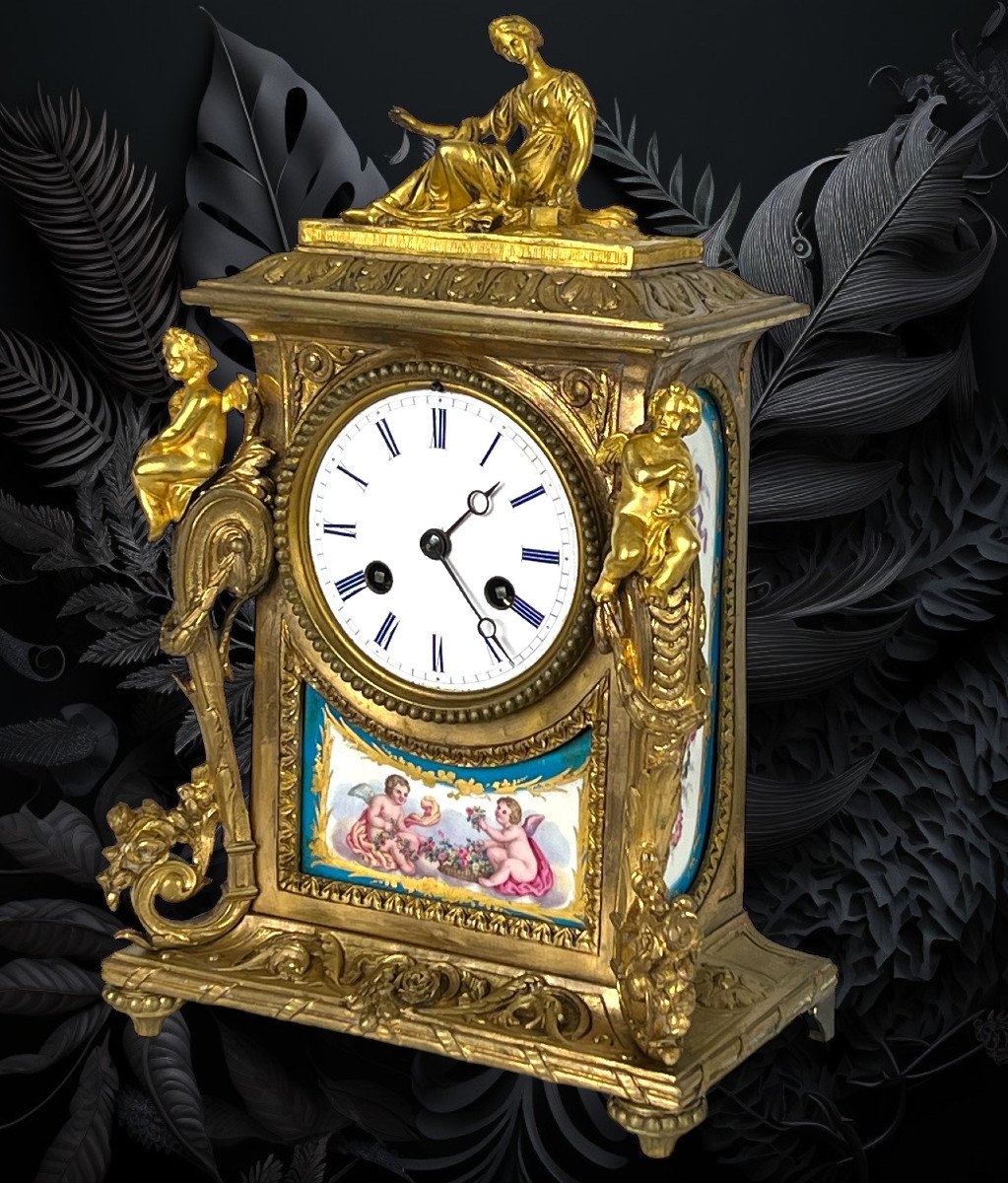 19th Century Clock In Gilt Bronze And Sèvres Porcelain Decorated With Characters-photo-1