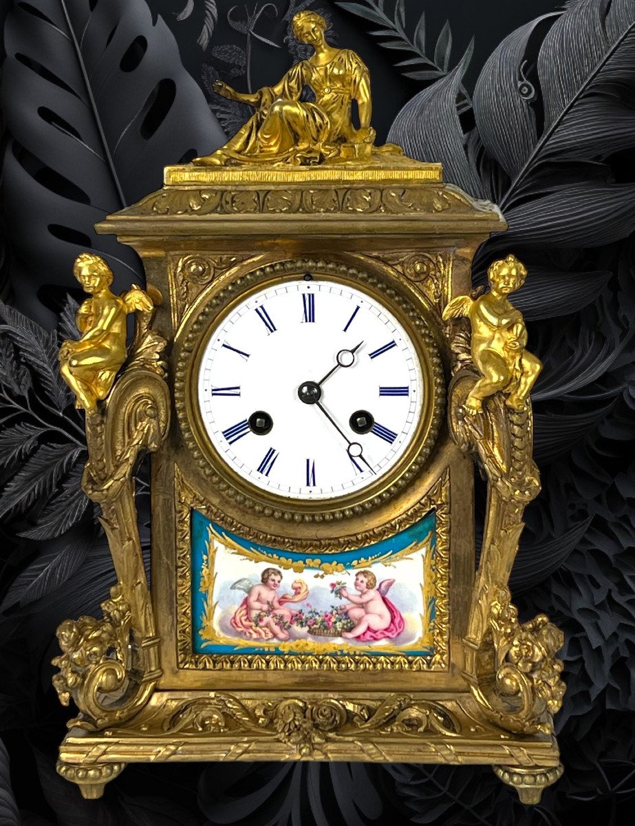 19th Century Clock In Gilt Bronze And Sèvres Porcelain Decorated With Characters-photo-4
