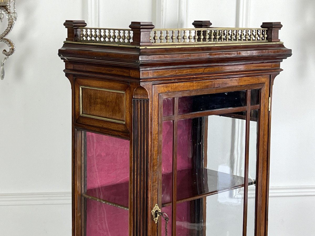 Small Napoleon III Period Mahogany Display Cabinet Decorated With Brass / Original Glass-photo-1