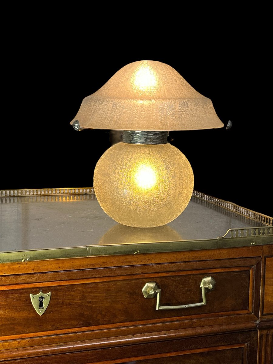 Daum Nancy Lamp In Frosted White Glass Matt Bitten Al Acid Art Deco Period-photo-4