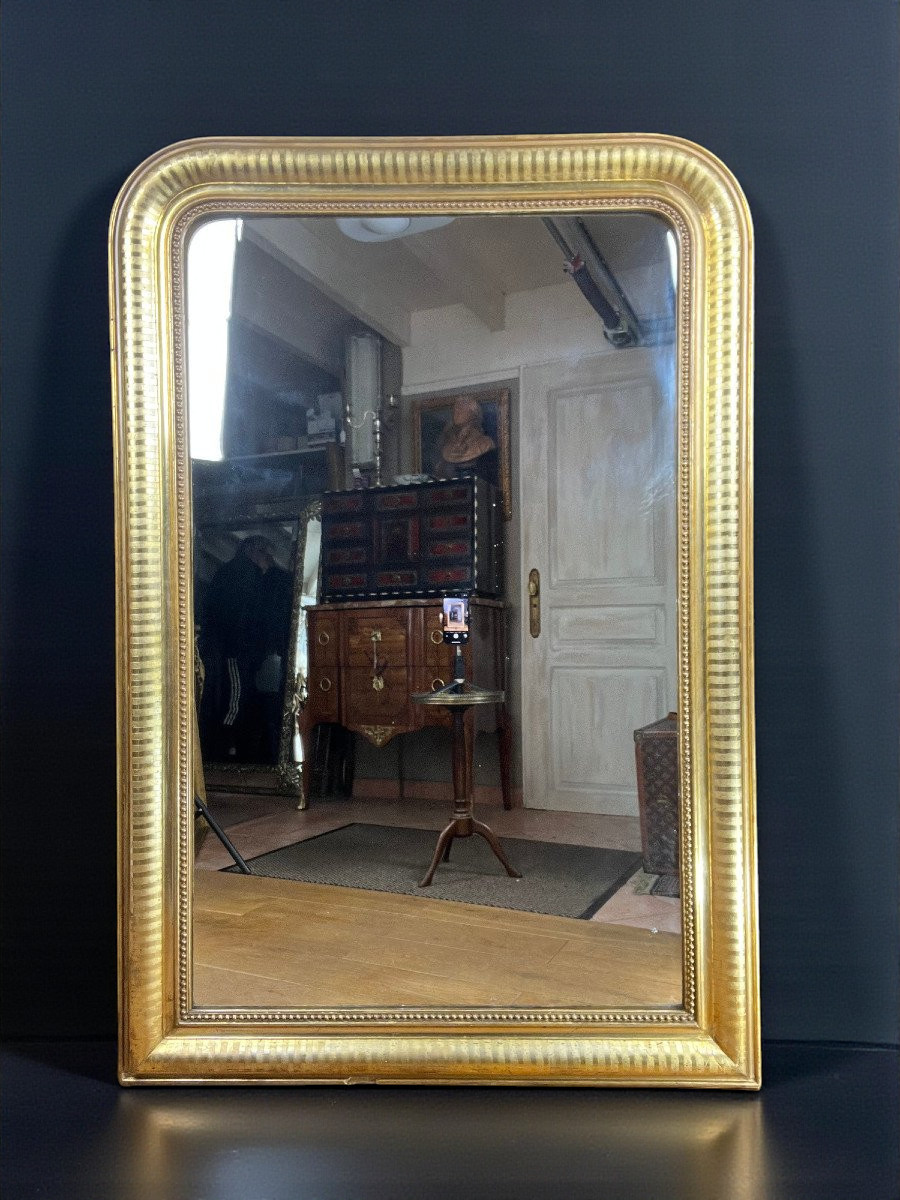 Large Louis Philippe Period Mirror In Wood And Gilded Stucco (gilding Leaf)