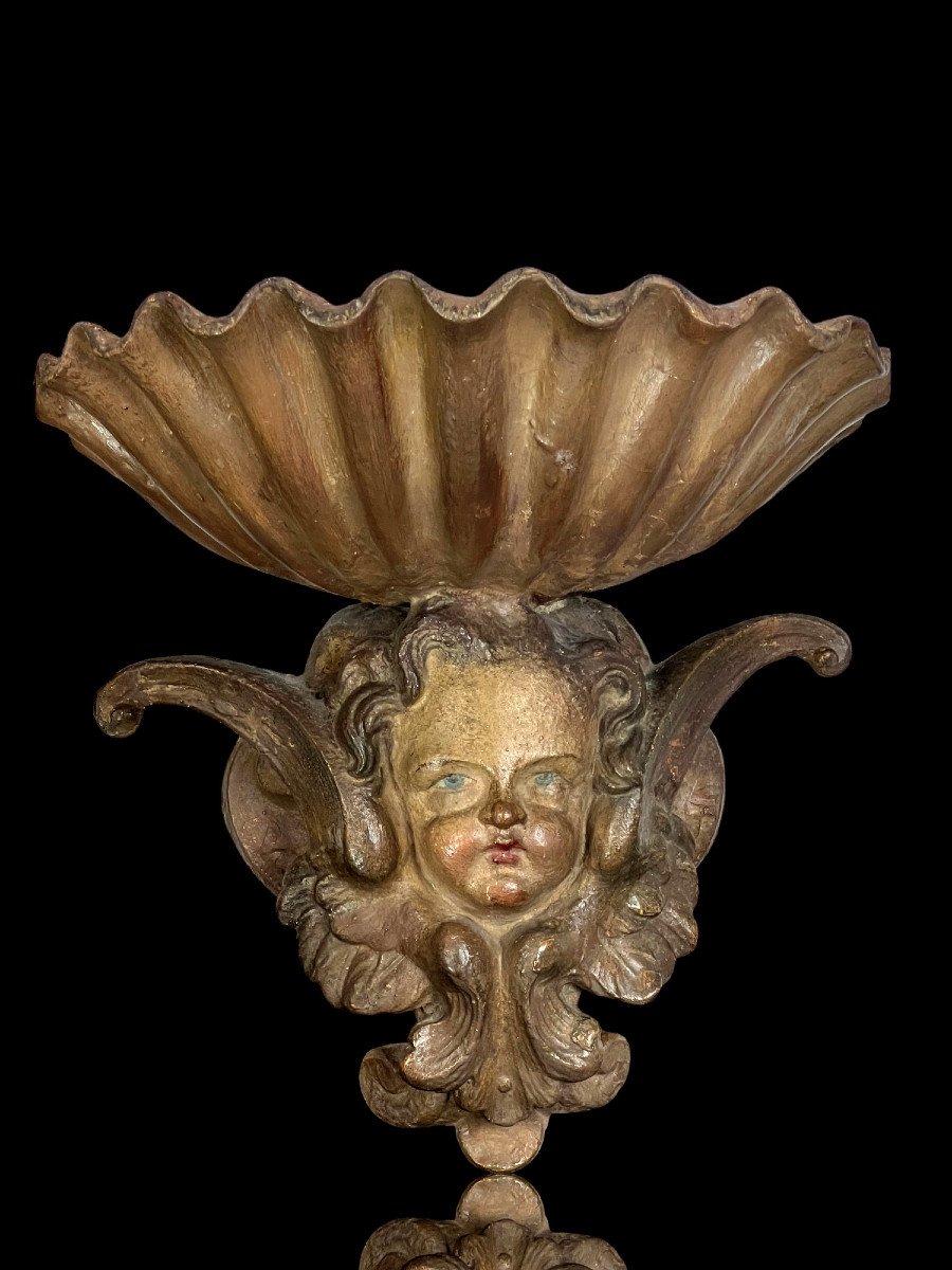 Paire d'Anciens Bénitiers Du XIXe En Plâtre Patiné A Décor D Angelots Ailés-photo-4