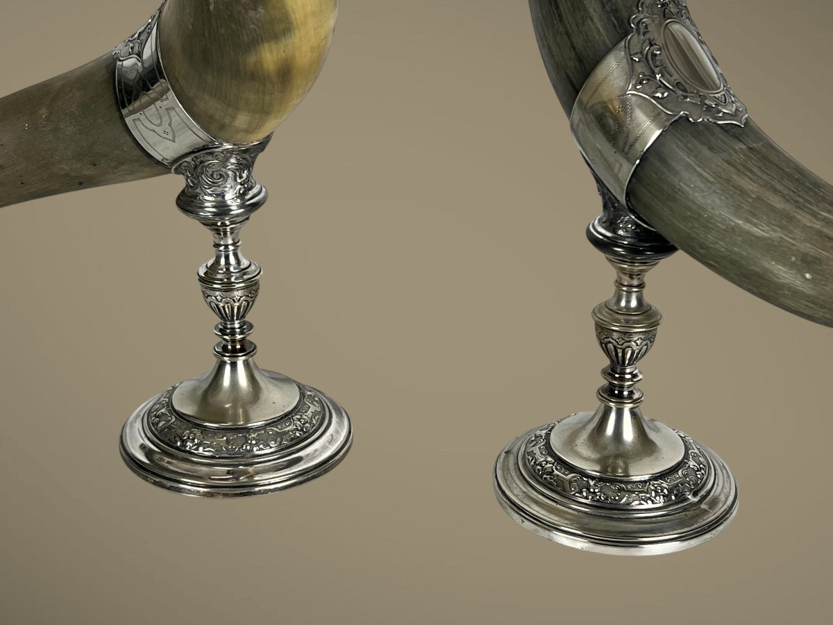 Paire De Coupes Libatoires En Corne Monture Et Pied En Metal Argenté Epoque XIXe-photo-4