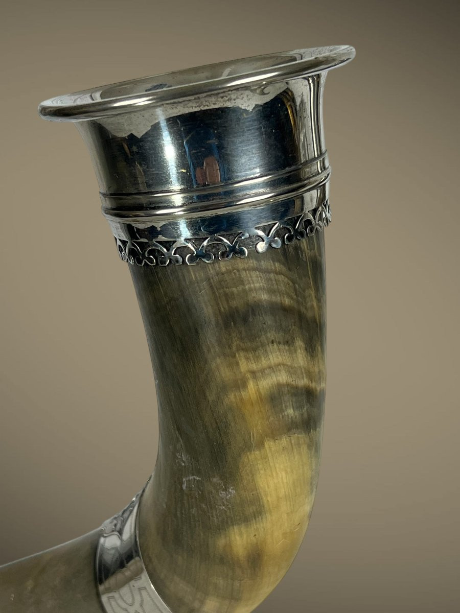 Paire De Coupes Libatoires En Corne Monture Et Pied En Metal Argenté Epoque XIXe-photo-5