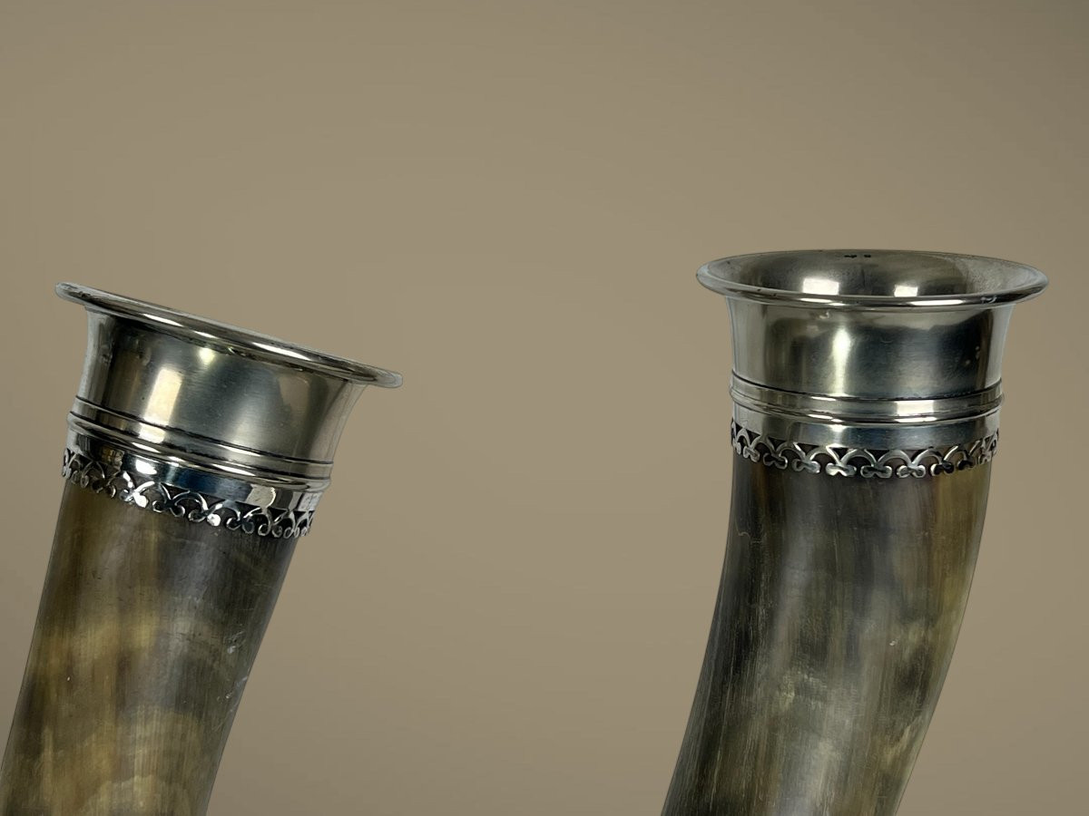 Paire De Coupes Libatoires En Corne Monture Et Pied En Metal Argenté Epoque XIXe-photo-7