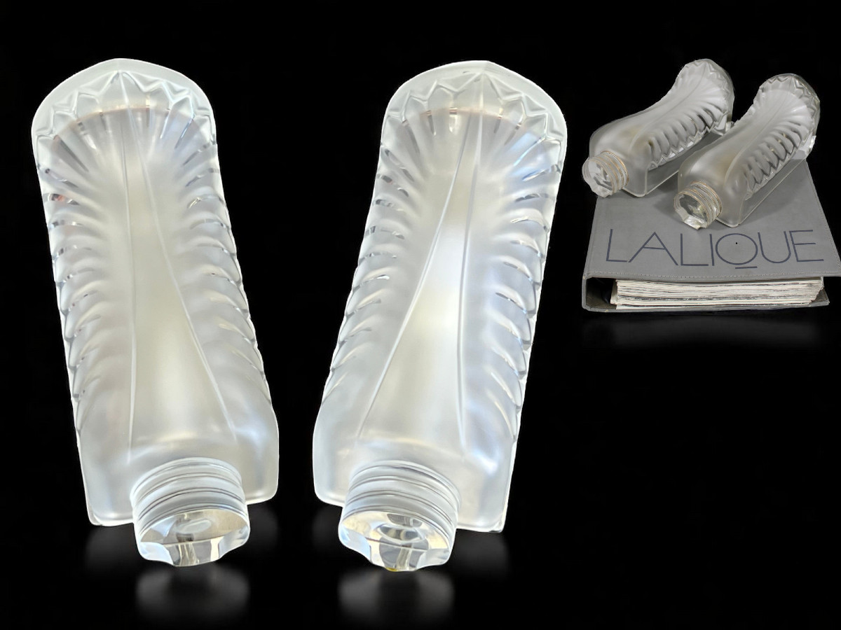 LALIQUE FRANCE PAIRE D APPLIQUES MODÈLE" PALME " EN CRISTAL MOULÉ ( SIGNÉES )