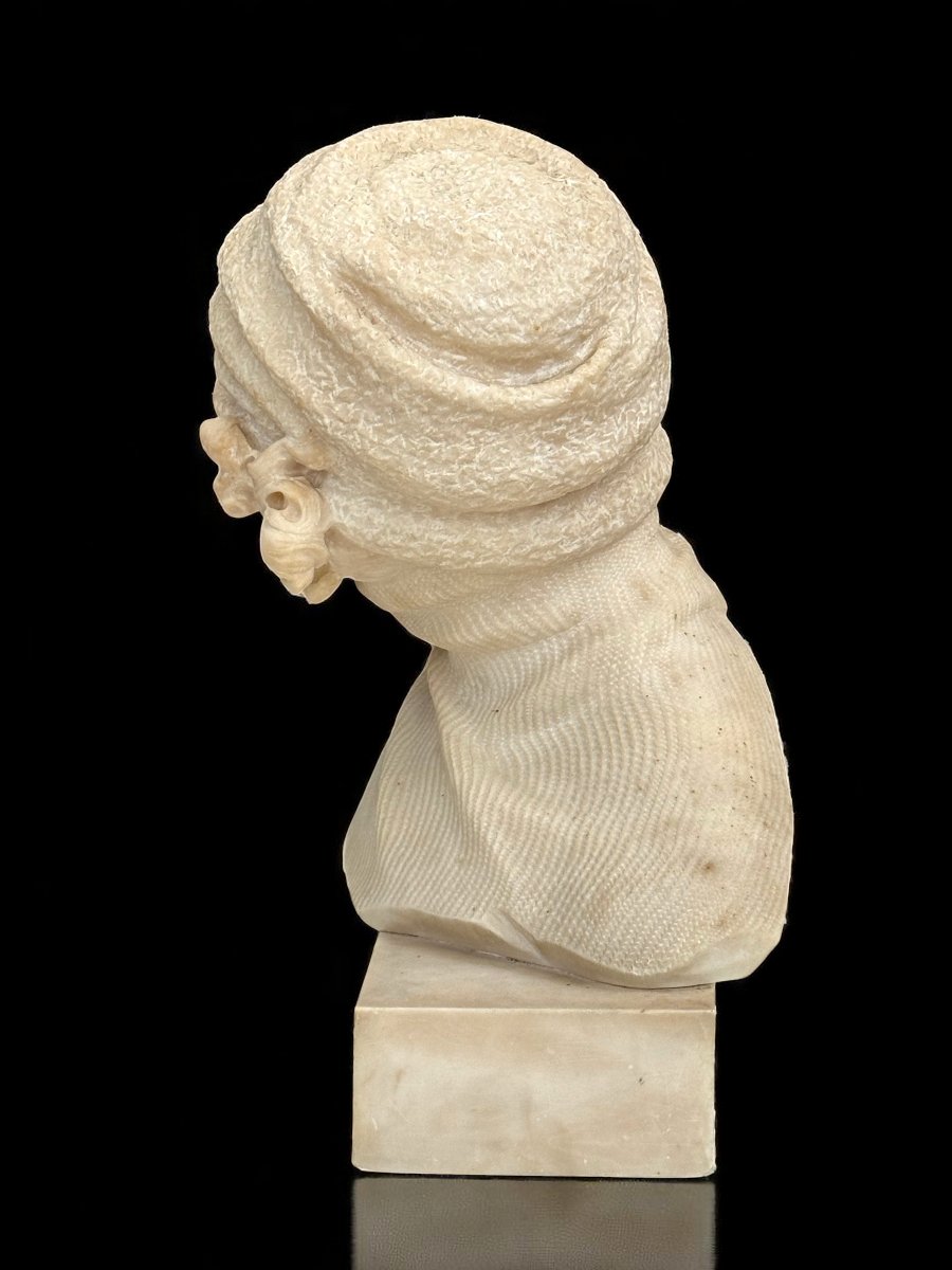 Alabaster Sculpture From The 1930s Representing A Portrait Of A Woman With A Beanie-photo-6