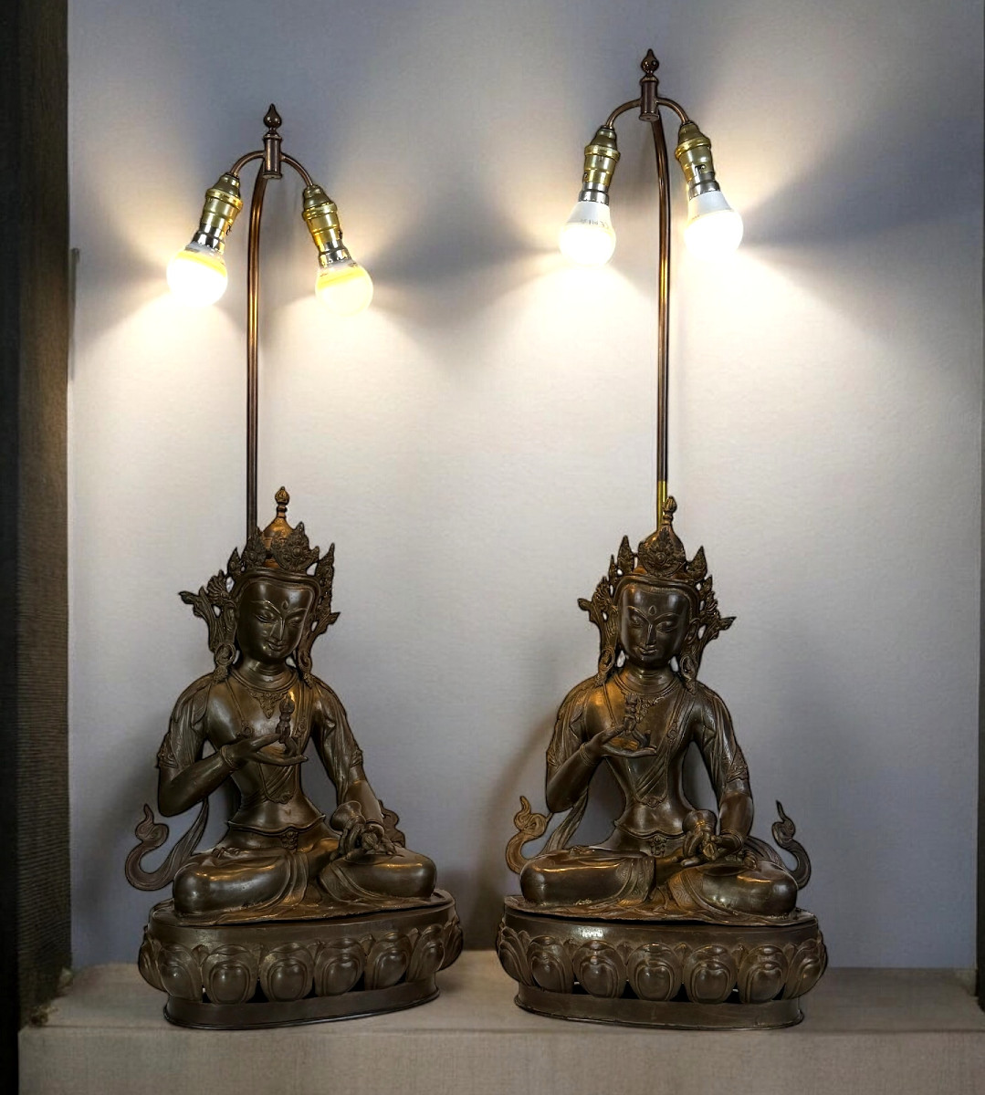 Large Pair Of Bronze Lamps Representing Tibetan Statues, Late 19th Century-photo-4