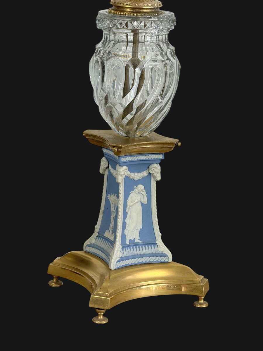 Pair Of 19th Century Two-tone Wedgwood Porcelain And Crystal Candlesticks-photo-2