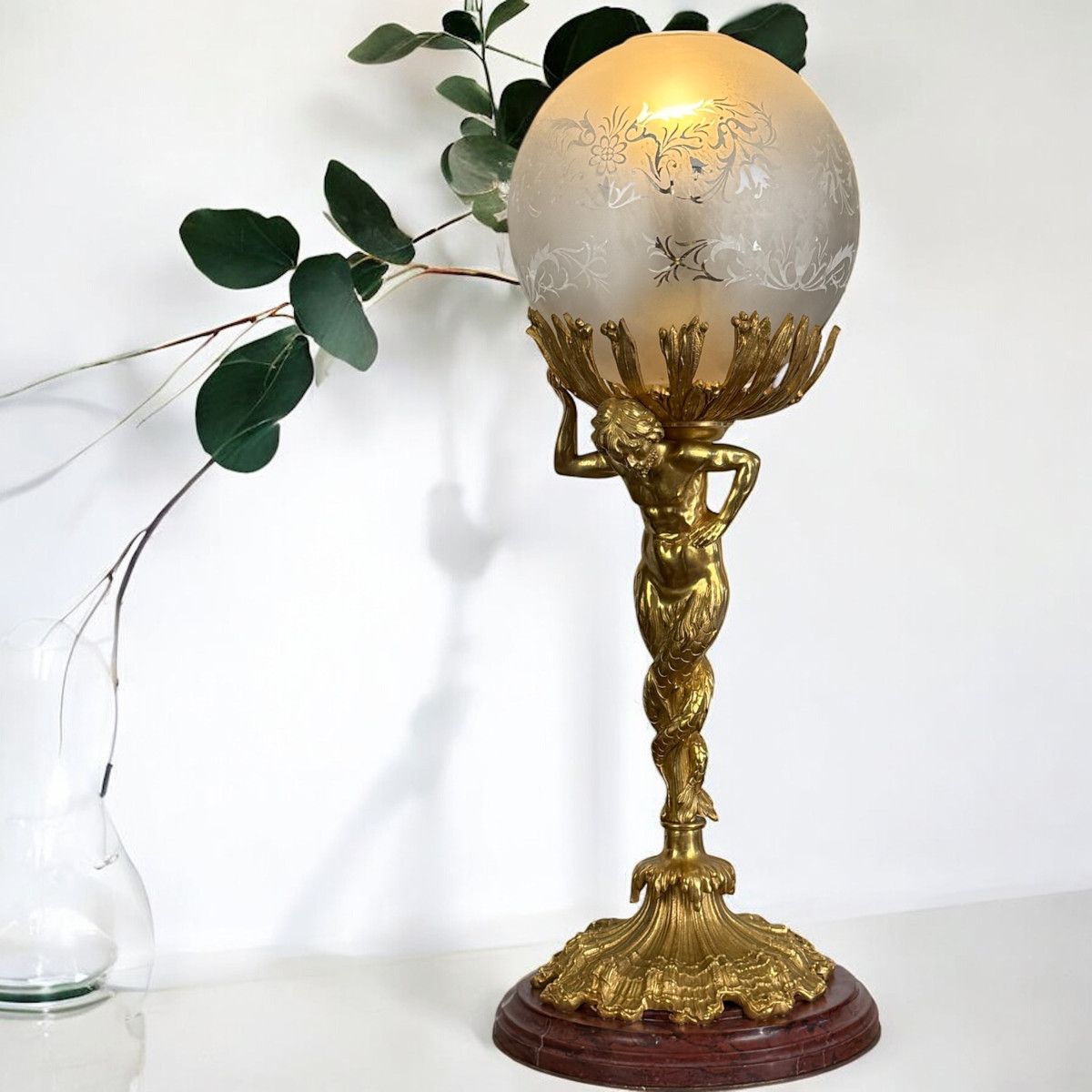 LAMPE XIXe EN BRONZE DORÉ REPRÉSENTANT UN TRITON A DOUBLE QUEUES SOCLE MARBRE-photo-4