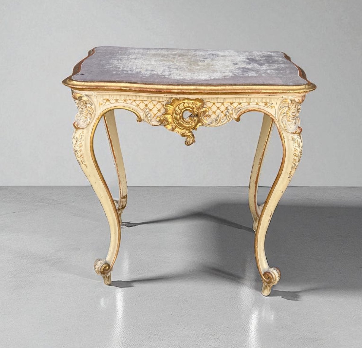 TABLE DE MILIEU ITALIENNE DU XIXe DE STYLE LOUIS XV EN BOIS PEINT ET DORÉ-photo-4