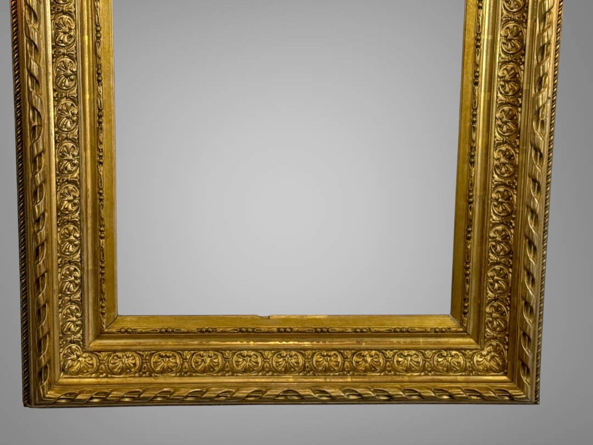 CADRE DU XIXe EN BOIS ET STUC DORÉ POUR PEINTURE 57 CM X 47,5 CM-photo-4
