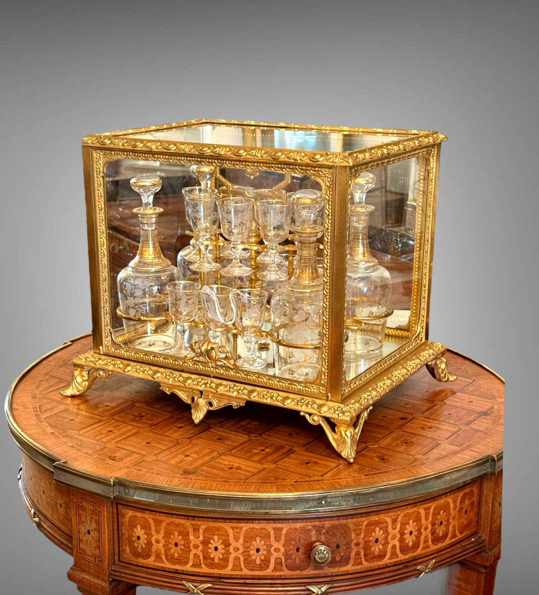 Napoleon III Period Gilt Bronze Liquor Cellar With 4 Carafes And 14 Glasses-photo-2
