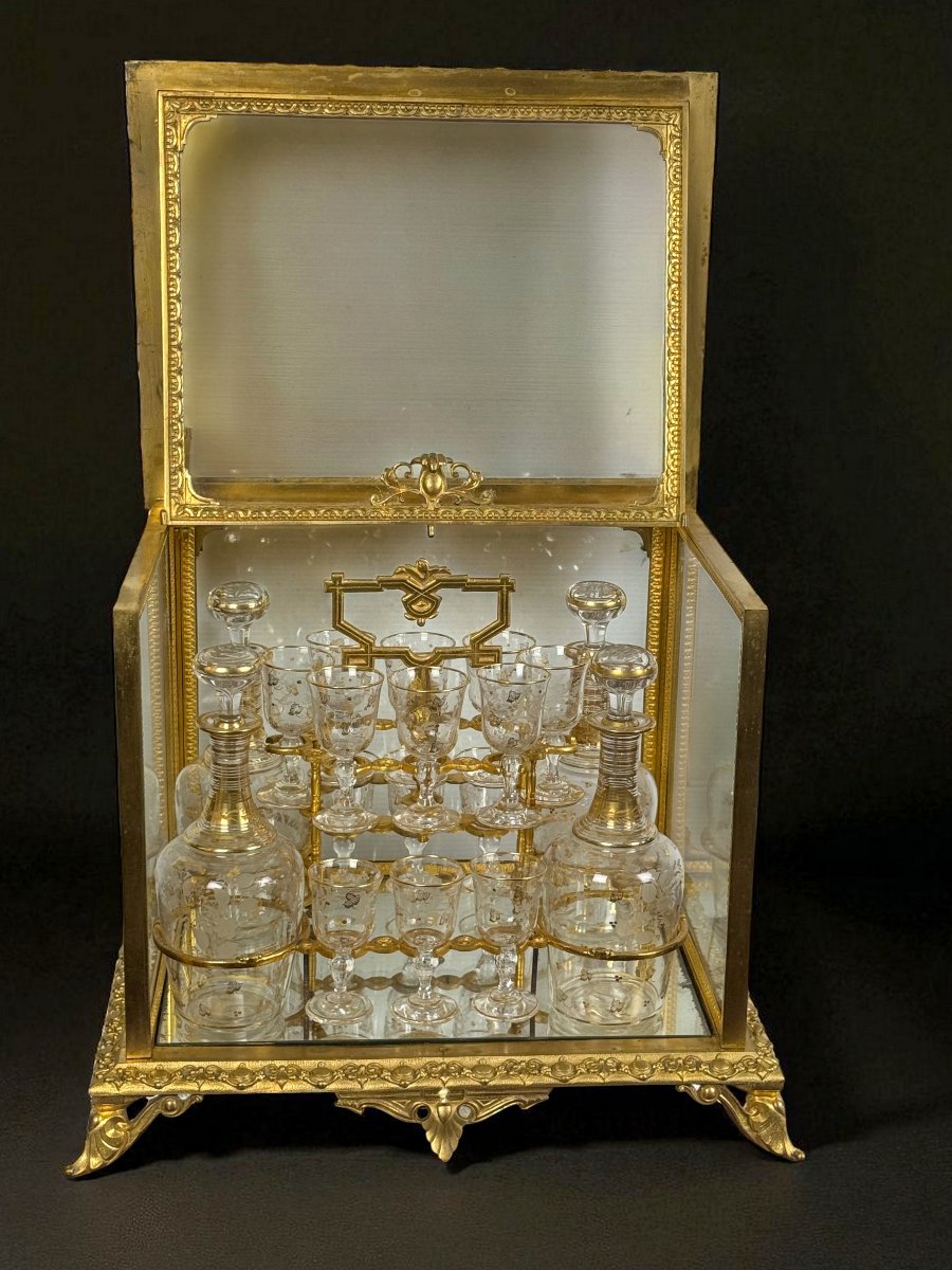 Napoleon III Period Gilt Bronze Liquor Cellar With 4 Carafes And 14 Glasses-photo-2