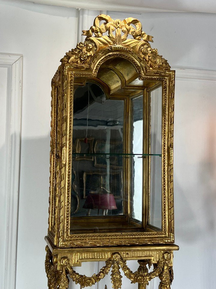 Small 19th Century Showcase On Feet In Carved And Gilt Wood In The Louis XV Style-photo-2