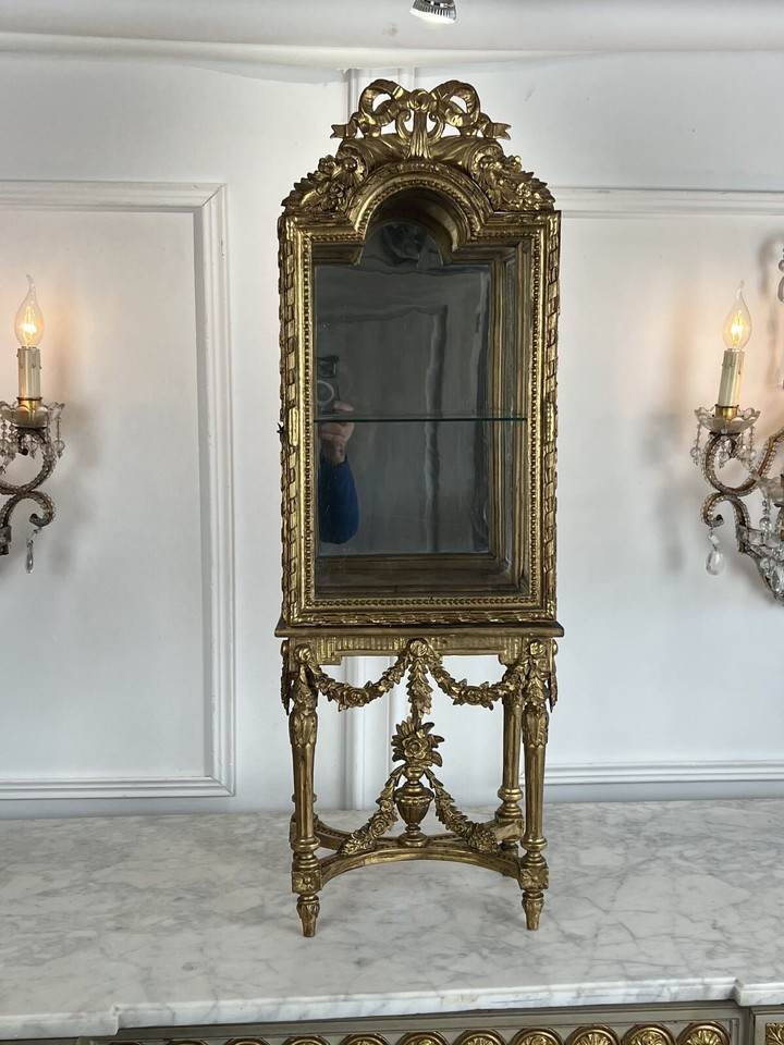 Small 19th Century Showcase On Feet In Carved And Gilt Wood In The Louis XV Style