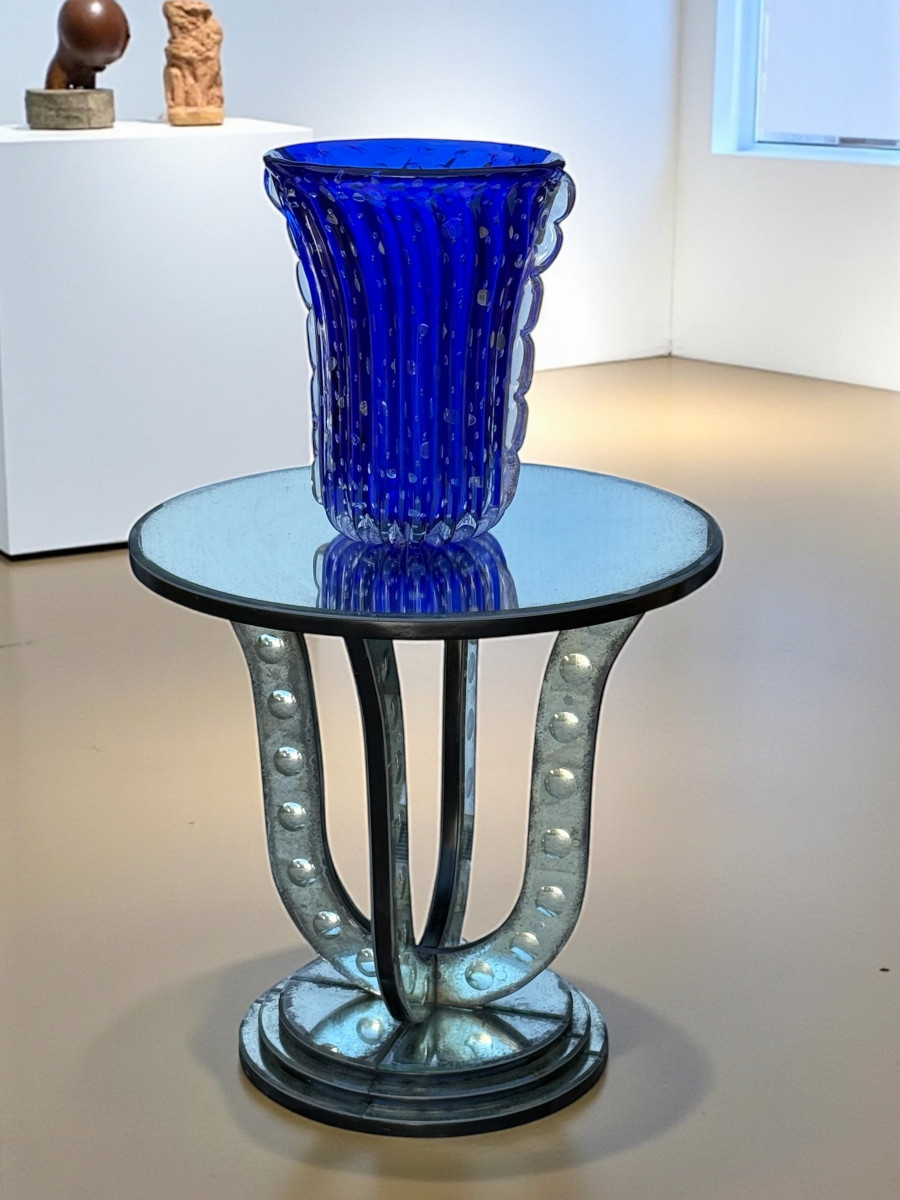 TABLE / GUÉRIDON EN VERRE VIEILLI A DÉCOR DE BULLES DES ANNÉES 70