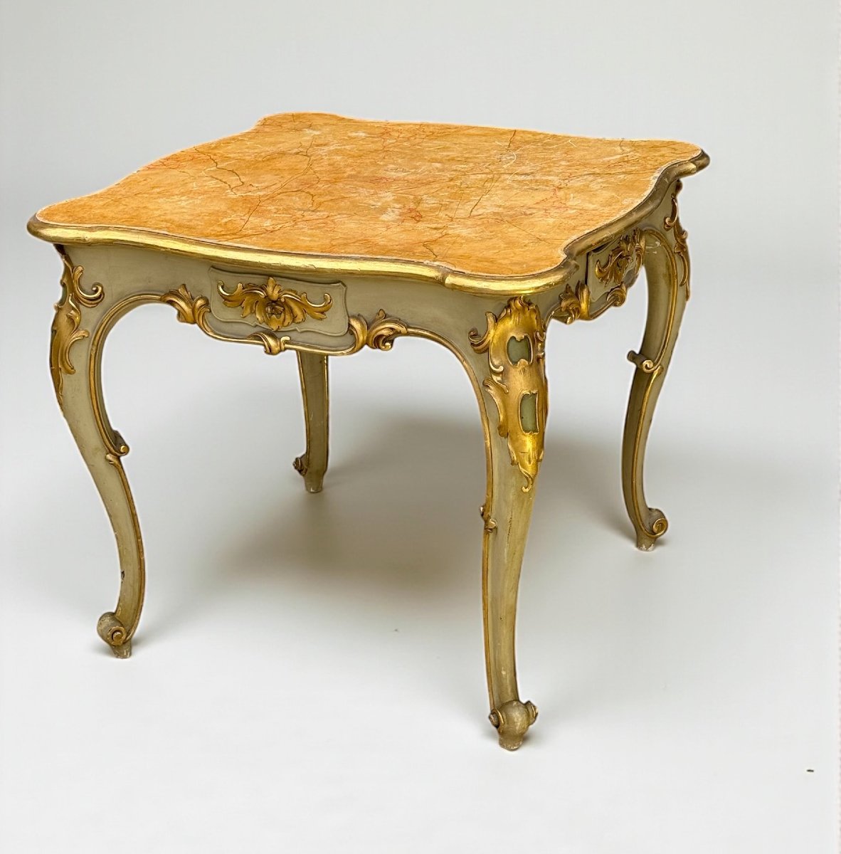 TABLE DE MILIEU ITALIENNE DU XIXe DE STYLE LOUIS XV EN BOIS PEINT ET DORÉ-photo-2