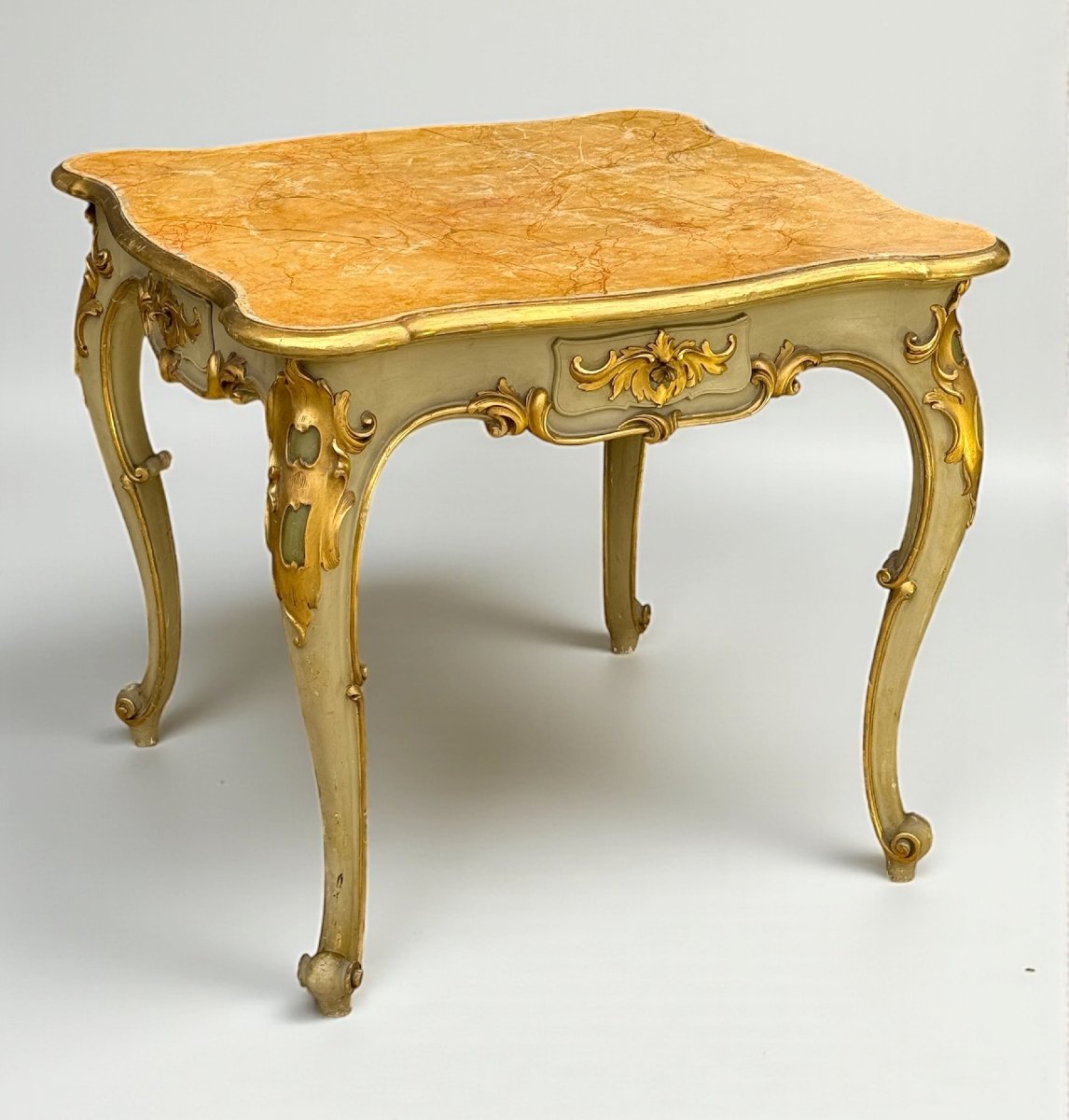 TABLE DE MILIEU ITALIENNE DU XIXe DE STYLE LOUIS XV EN BOIS PEINT ET DORÉ-photo-3