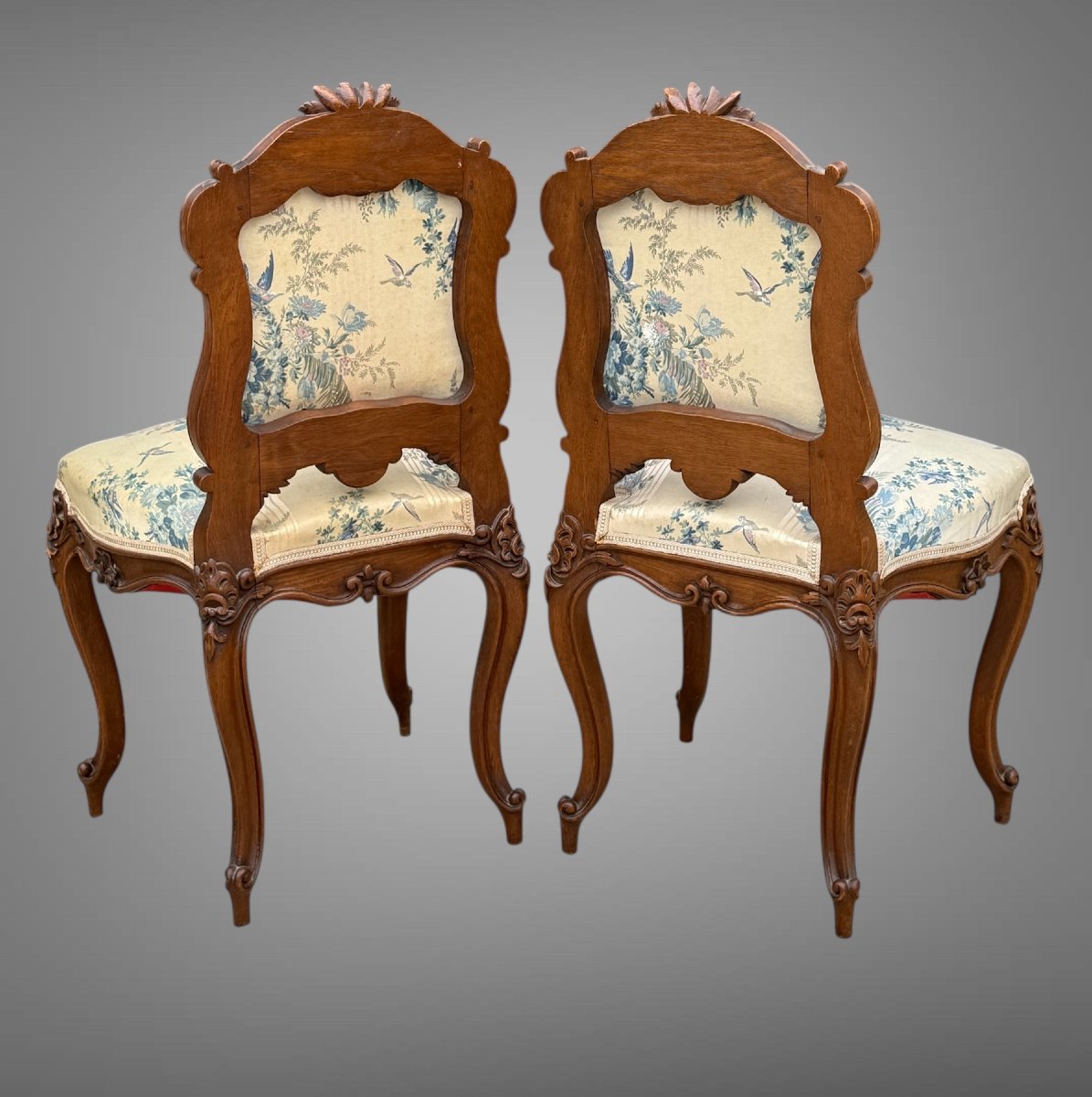 PAIRE DE CHAISES ANCIENNES DES ANNÉES 1900 DE STYLE LOUIS XV EN CHÊNE SCULPTÉ-photo-2