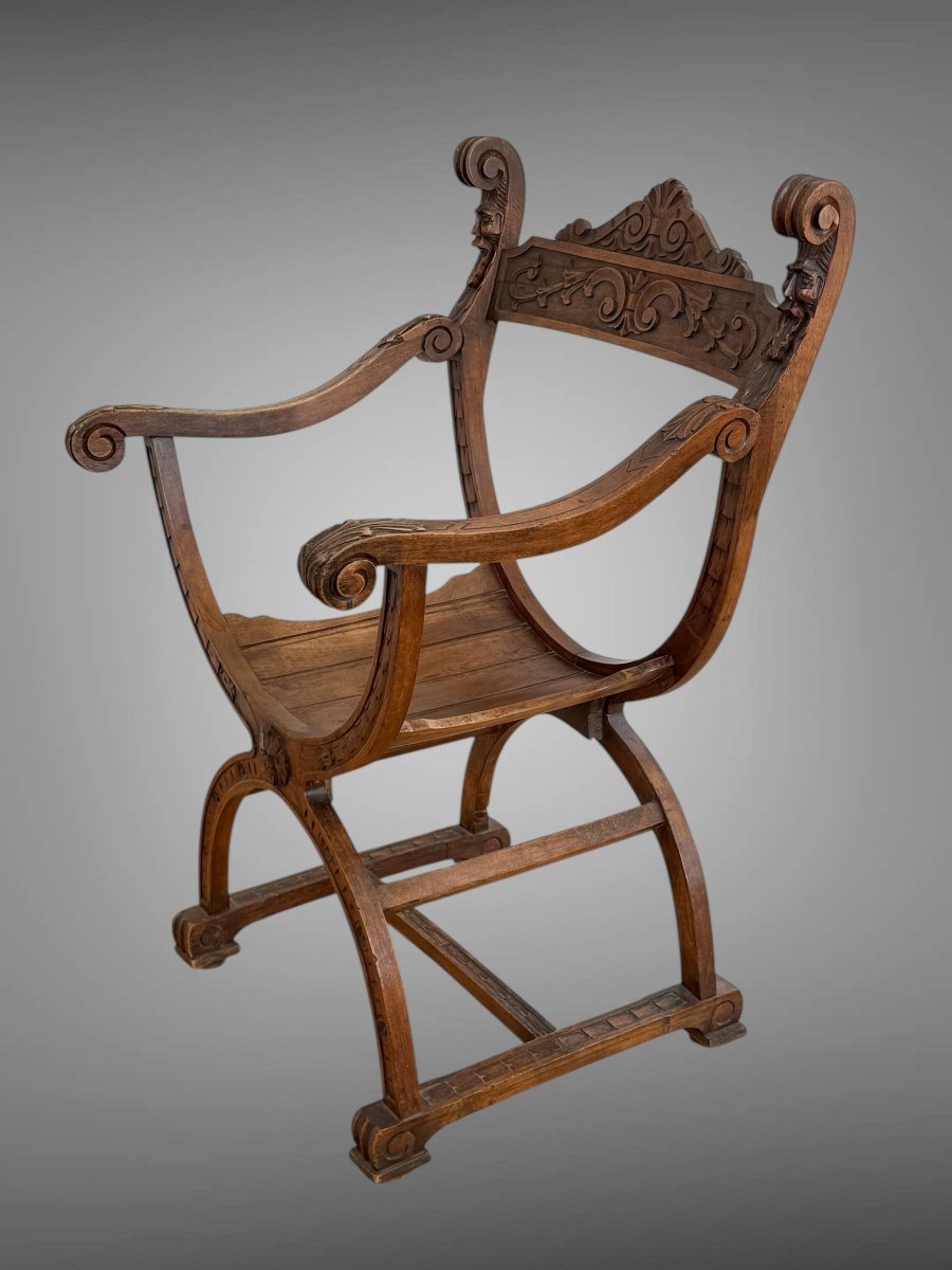 FAUTEUIL DIT " DAGOBERT " EN NOYER SCULPTÉ STYLE NEO- GOTHIQUE-photo-3