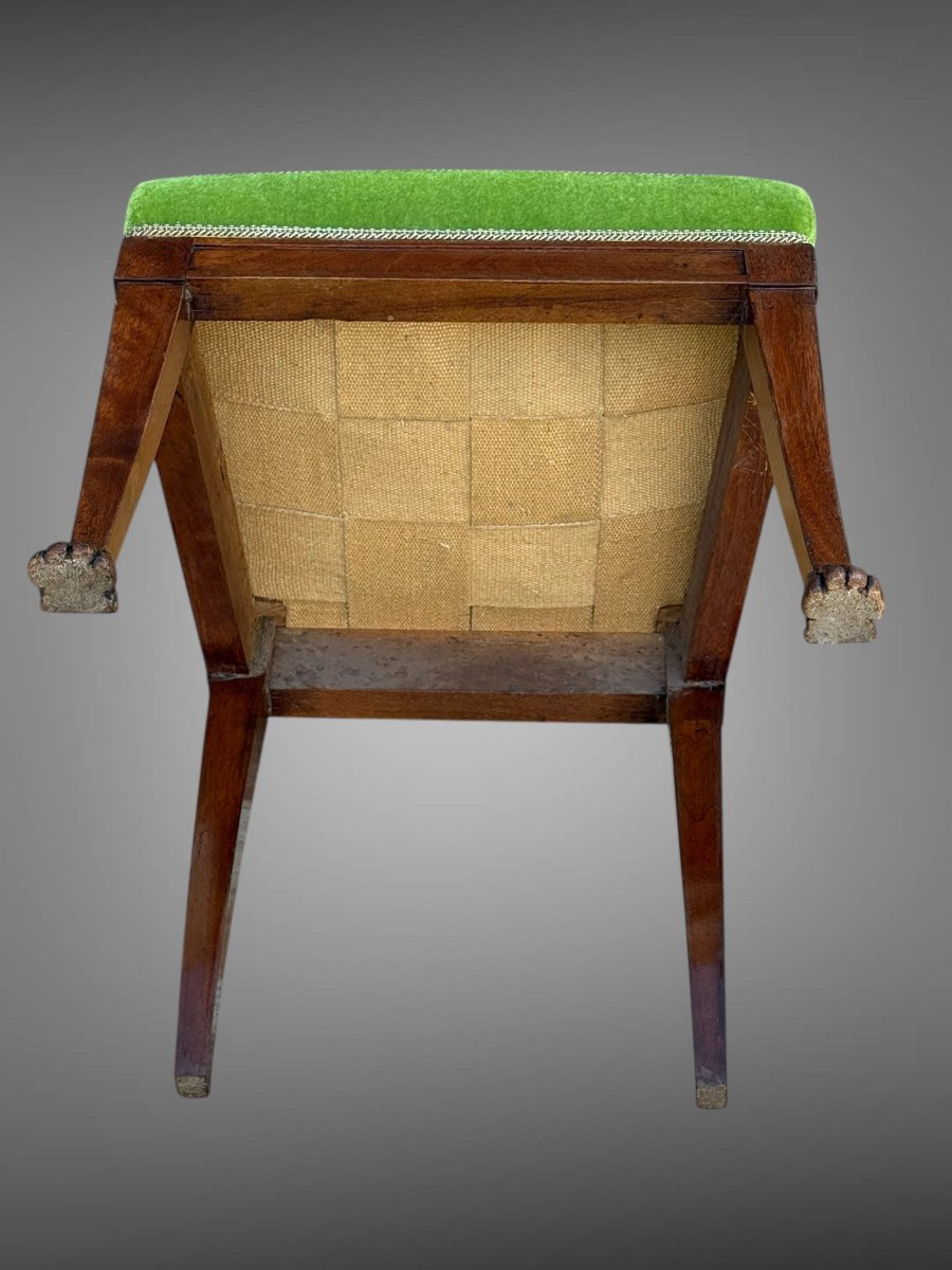 PAIRE DE CHAISES EN ACAJOU DE STYLE EMPIRE AVEC DOSSIERS AJOURÉS BIEN TAPISSÉS-photo-4