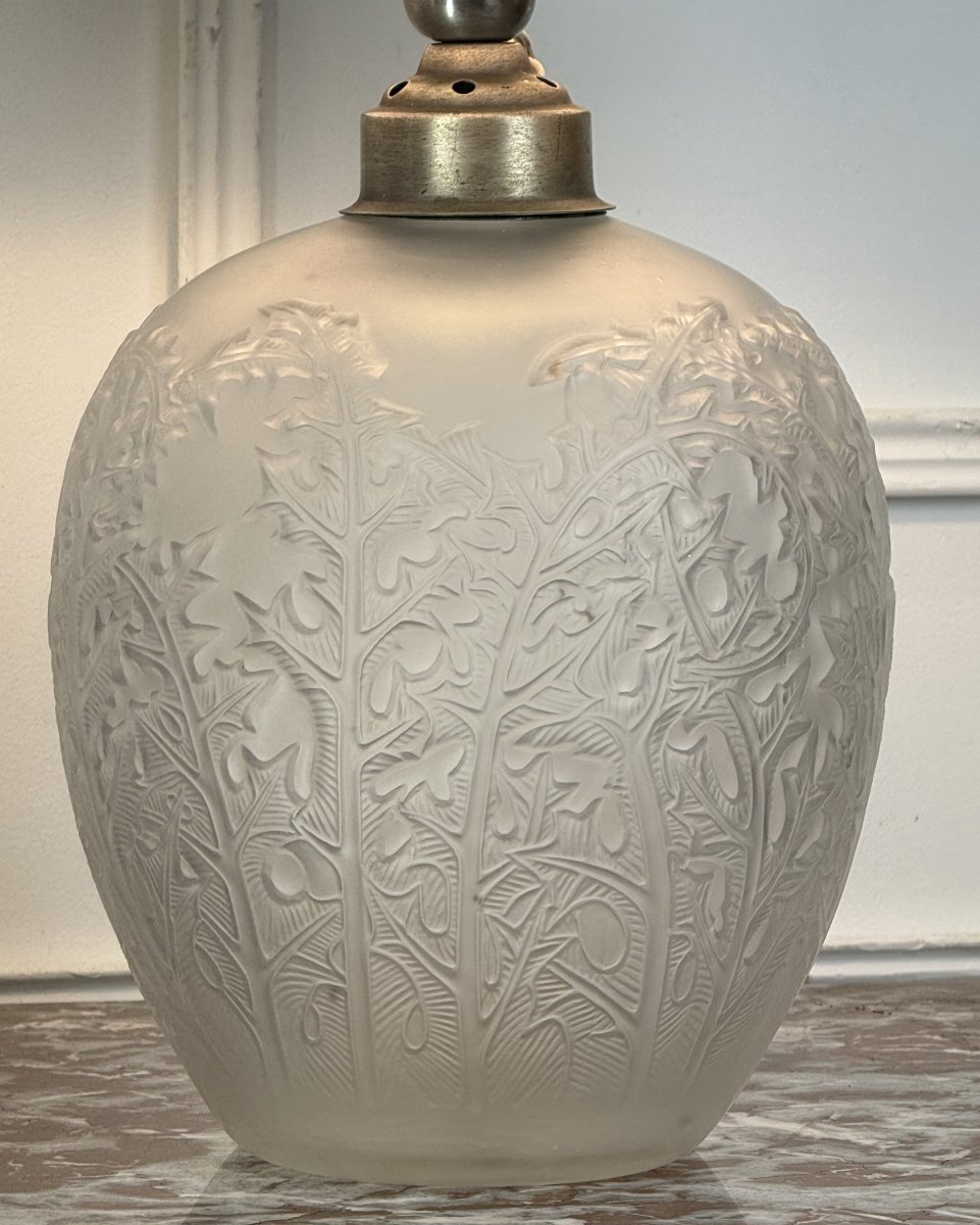 Pair Of Lalique-style Lamps With "acanthus Leaf" Decoration, Opalescent Glass-photo-5