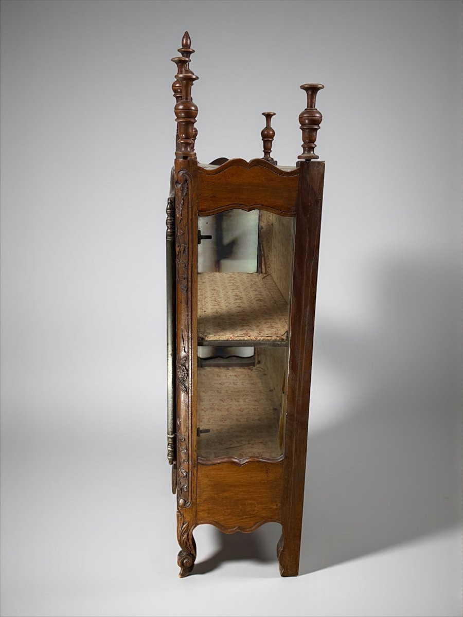PETITE VITRINE PROVENÇALE DU XVIe EN NOYER DE STYLE LOUIS XV-photo-1
