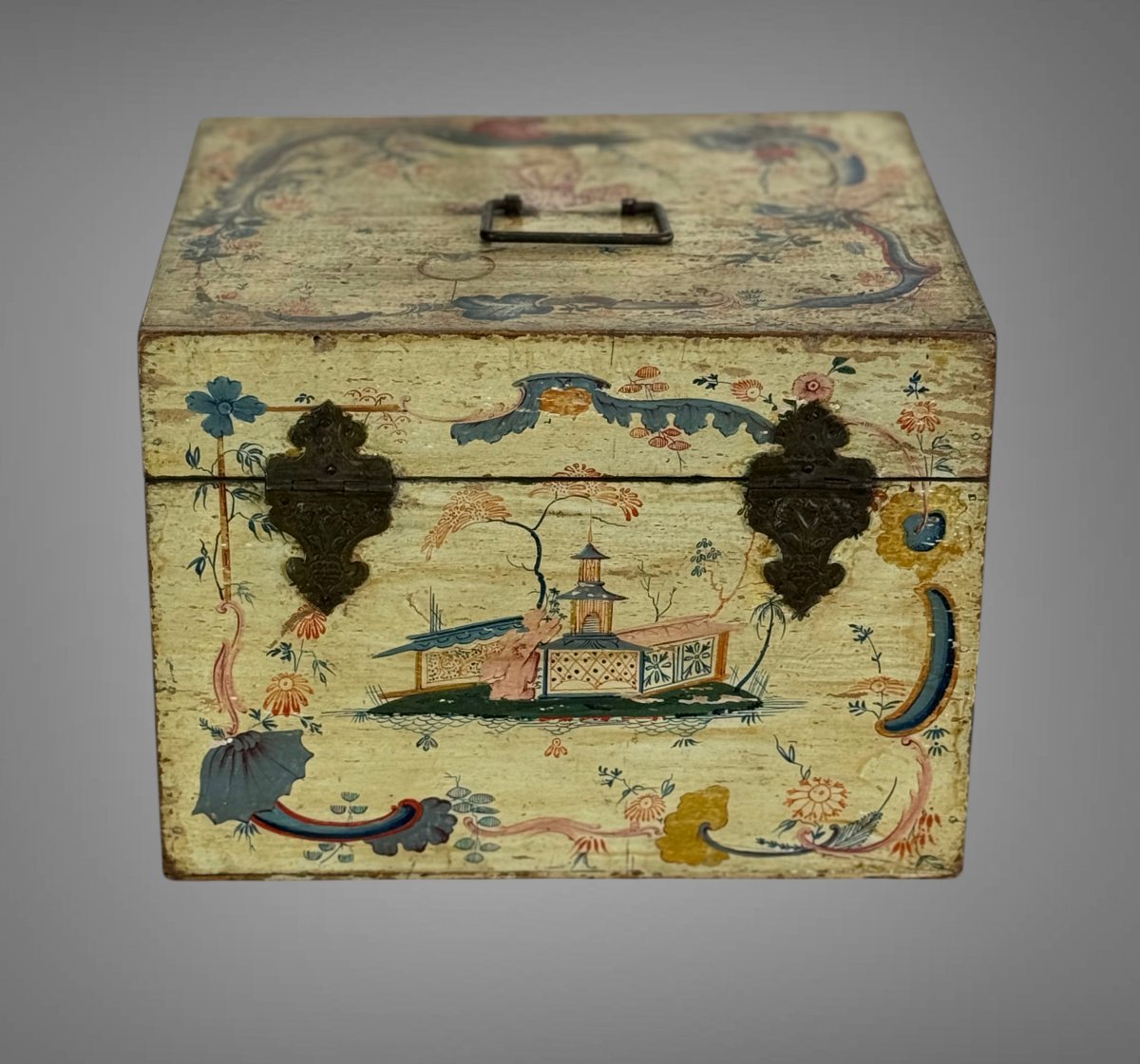 17th Century Decorative Travel Box In Polychrome Painted Wood On A Light Background-photo-1