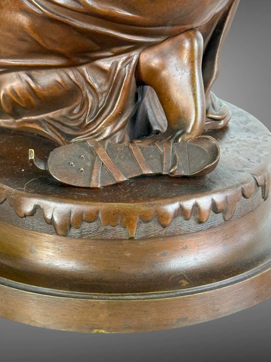 SCULPTURE EN BRONZE SIGNÉ DE ÉMILE LAURENT 1832 / 1898 REPRÉSENTANT UNE FEMME-photo-2