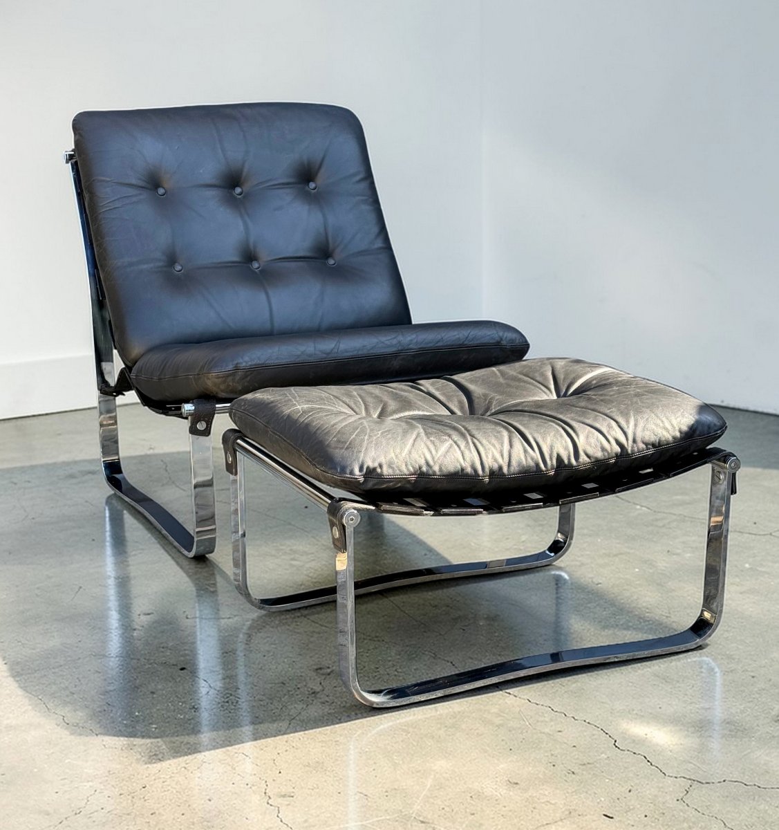 Leather Chair And Ottoman By Ico Parisi For Mim Roma, Italy, 1960s-photo-1