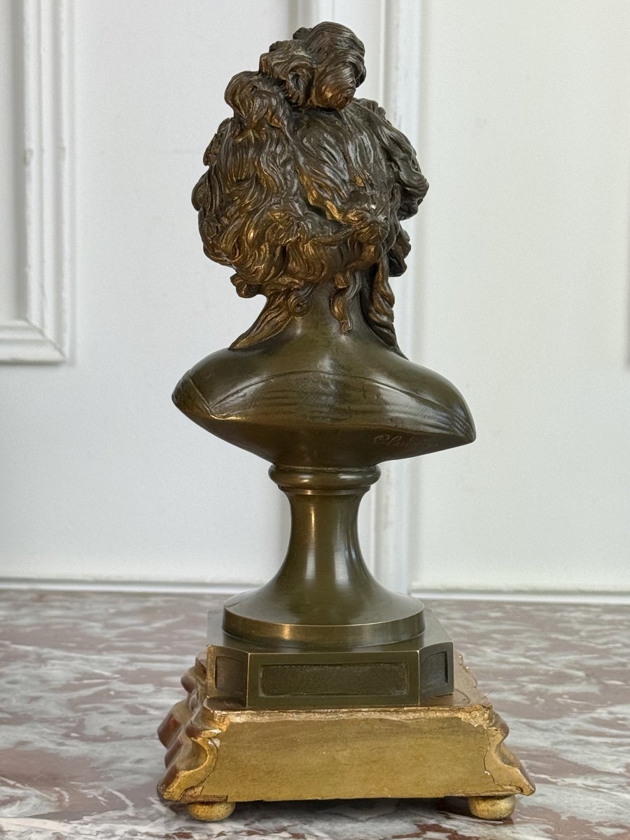 Bronze Bust Of A Young Woman With A Green Patina, Signed "clodion 1738 - 1814"-photo-3