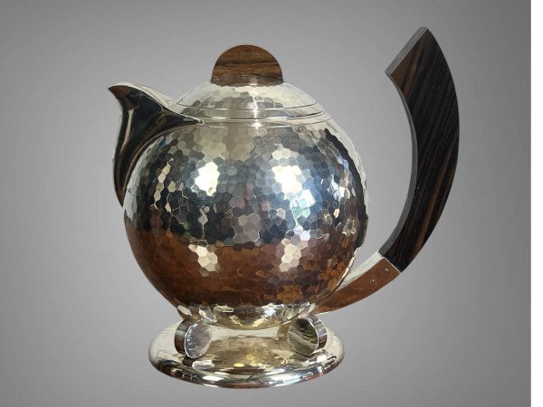 JEAN DEPRÉS ( 1889-1980 ) / SERVICE A THÉ ET CAFÉ EN MÉTAL ARGENTÉ MARTELÉ SIGNÉ-photo-4