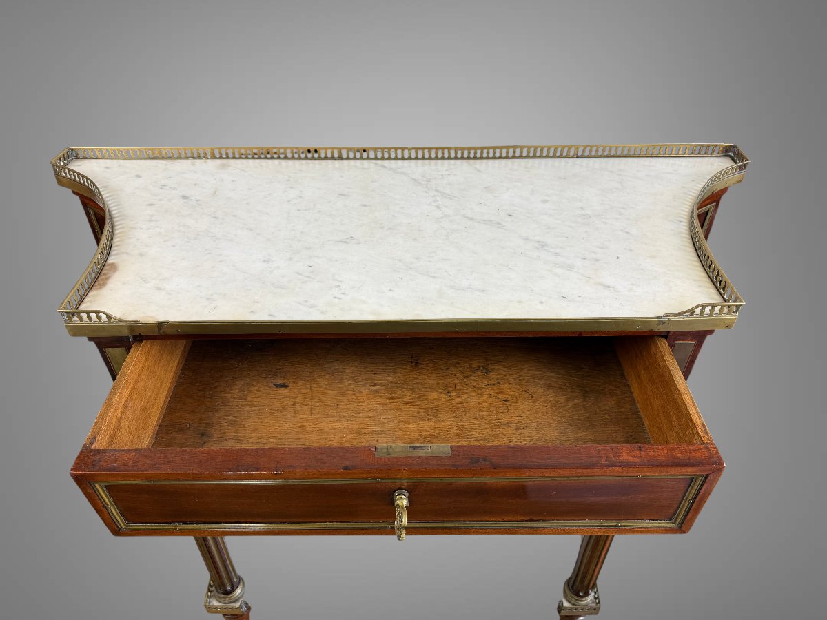CONSOLE EPOQUE LOUIS XVI EN ACAJOU AVEC DESSUS MARBRE BLANC ET TIROIR CENTRAL-photo-4