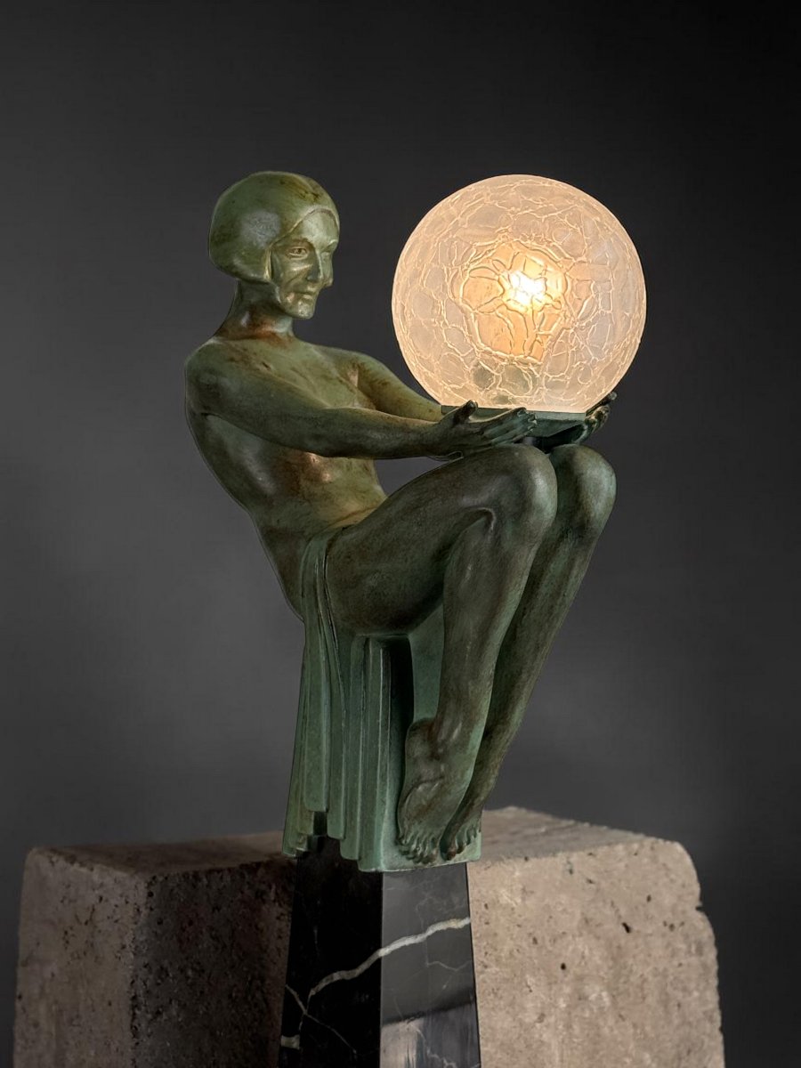 LAMPE ART DÉCO MAX LE VERRIER " ÉNIGME " SIGNÉ ET CACHET ( FEMME ASSISE )-photo-3