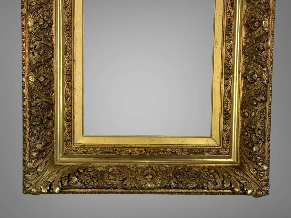 Richly Sculptured 19th Century Frame In Wood And Gilded Stuc For Painting 47 Cm X 36 Cm-photo-6