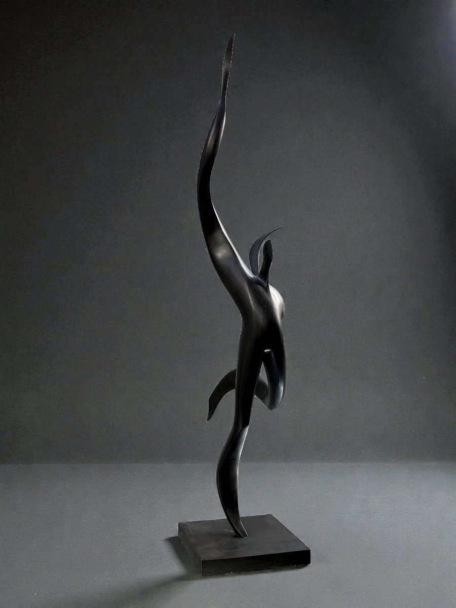 Very Large Bronze Sculpture By -photo-4