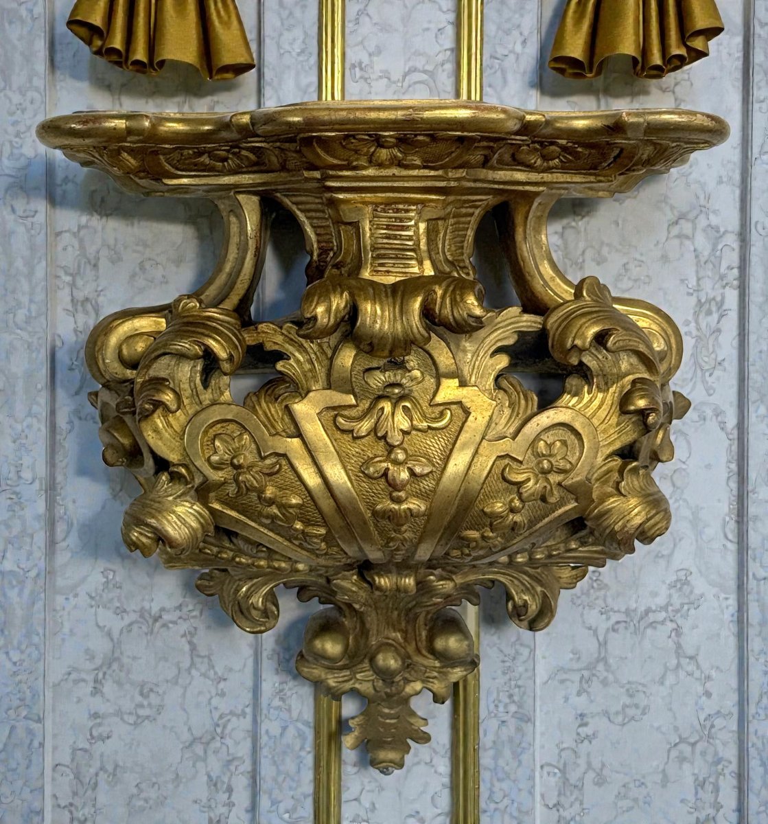 XVIIIth Century Regence Applique Console In Gilded Sculptted Wood-photo-4