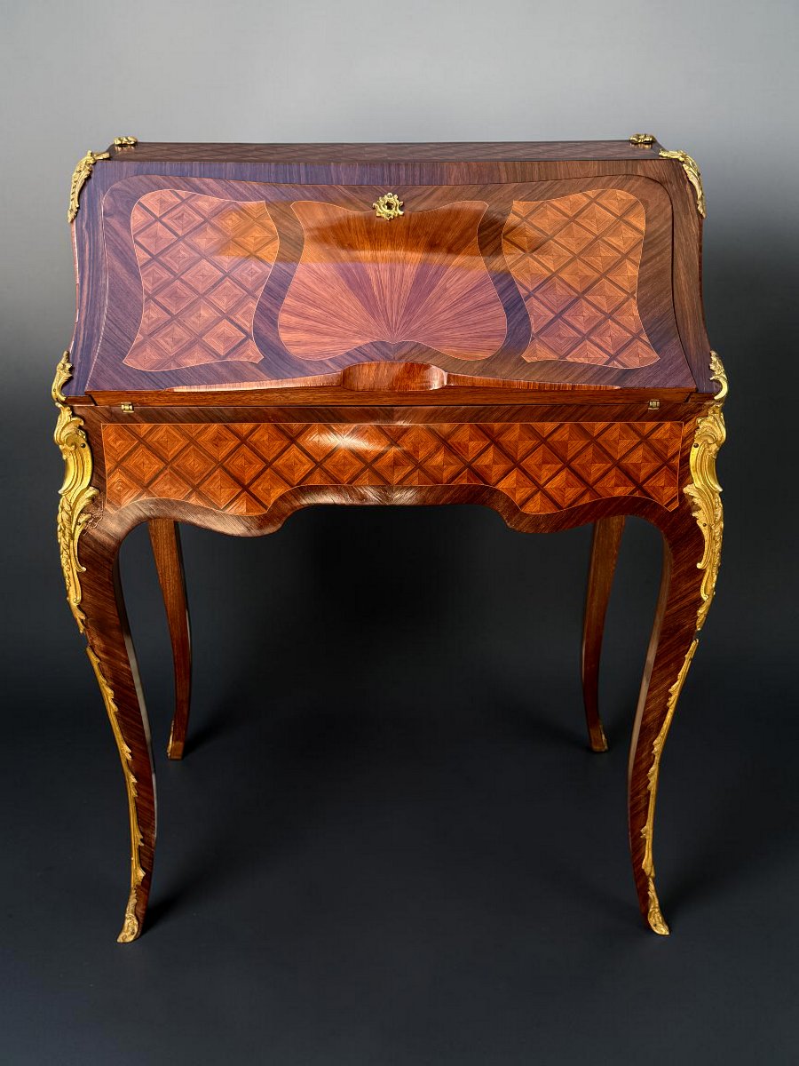 Antique Louis XV-style Donkey-back Desk In Marquetry And Gilded Bronze-photo-4