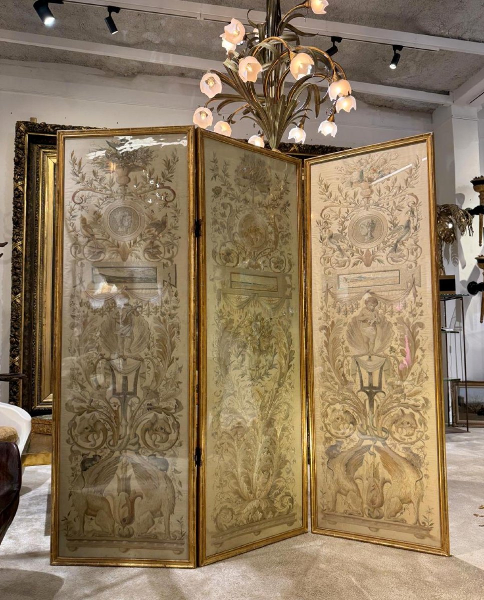 IMPORTANT PARAVENT LOUIS XVI D 'ÉPOQUE XVIIIe EN SOIERIE BRODÉE ET PEINTE-photo-3