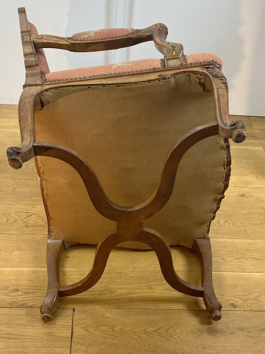 FAUTEUIL DU XIXe DE STYLE REGENCE EN NOYER SCULPTÉ TAPISSÉ-photo-4