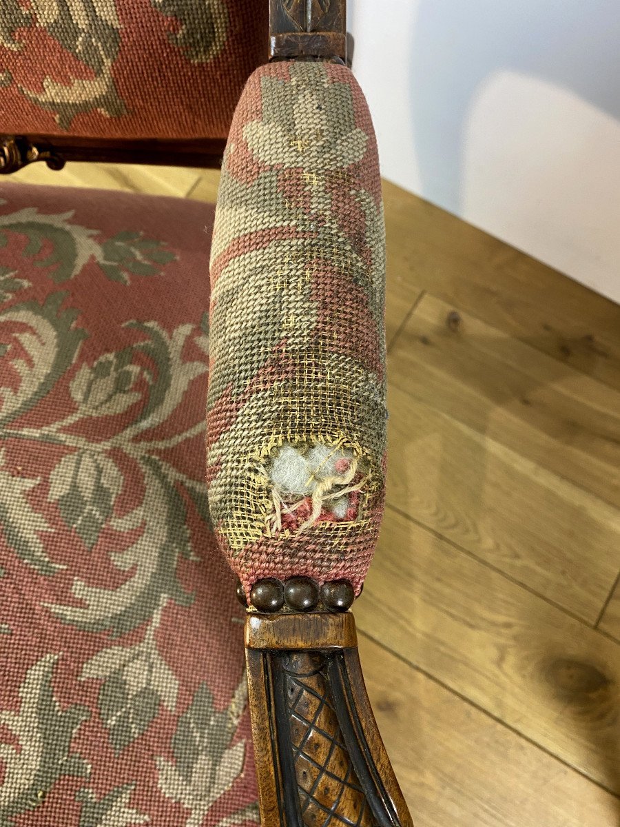FAUTEUIL DU XIXe DE STYLE REGENCE EN NOYER SCULPTÉ TAPISSÉ-photo-5