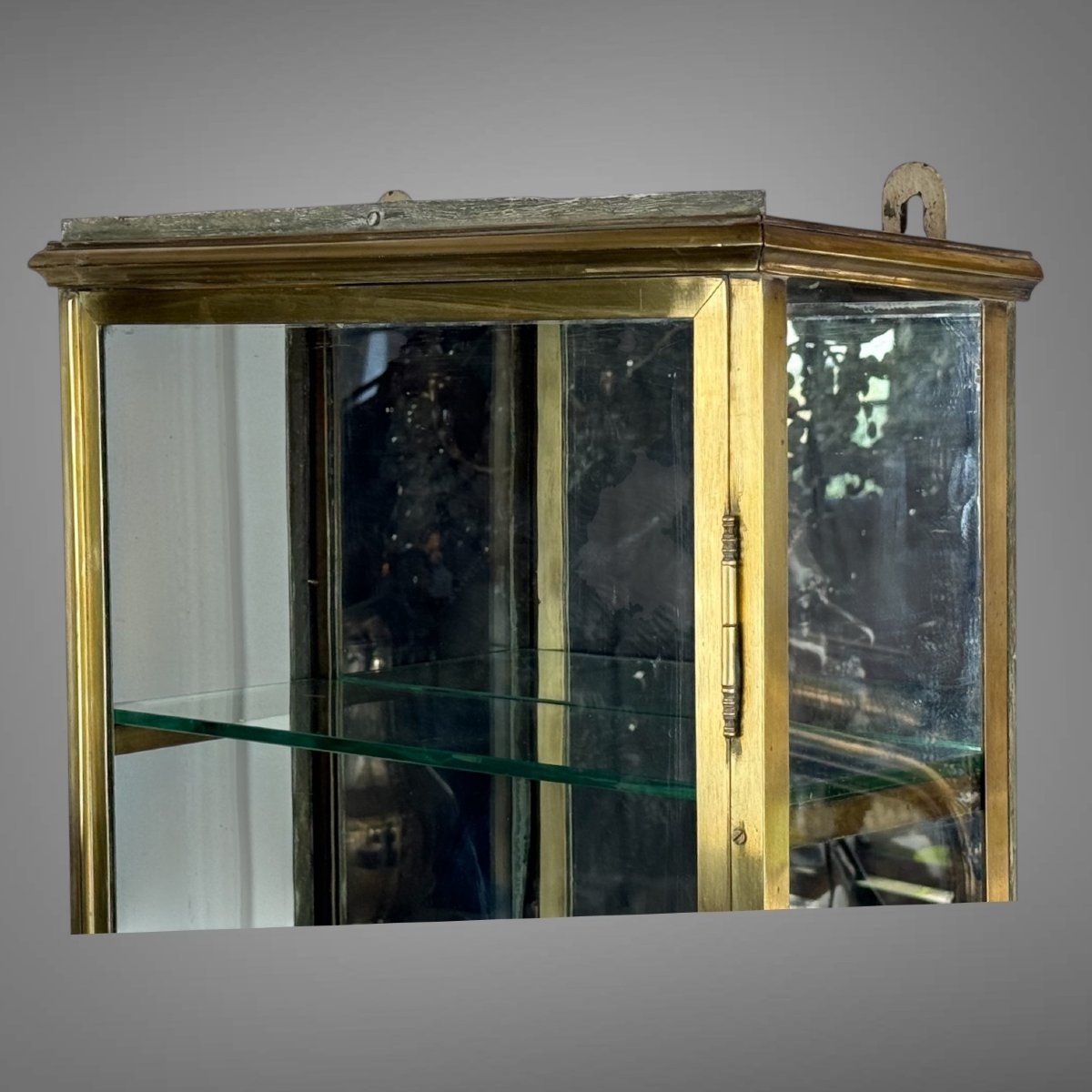 VITRINE ANCIENNE DE MAGASIN EN LAITON / VERRE ET MIROIR DE LA FIN DU XIX eme-photo-4